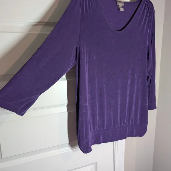 Purple blouse - Picture 2 of 3